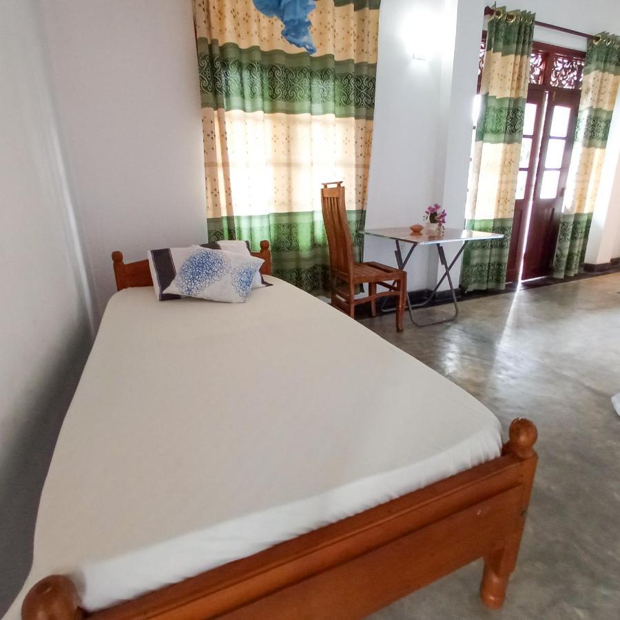 Bluebell Guest House Unawatuna Zewnętrze zdjęcie
